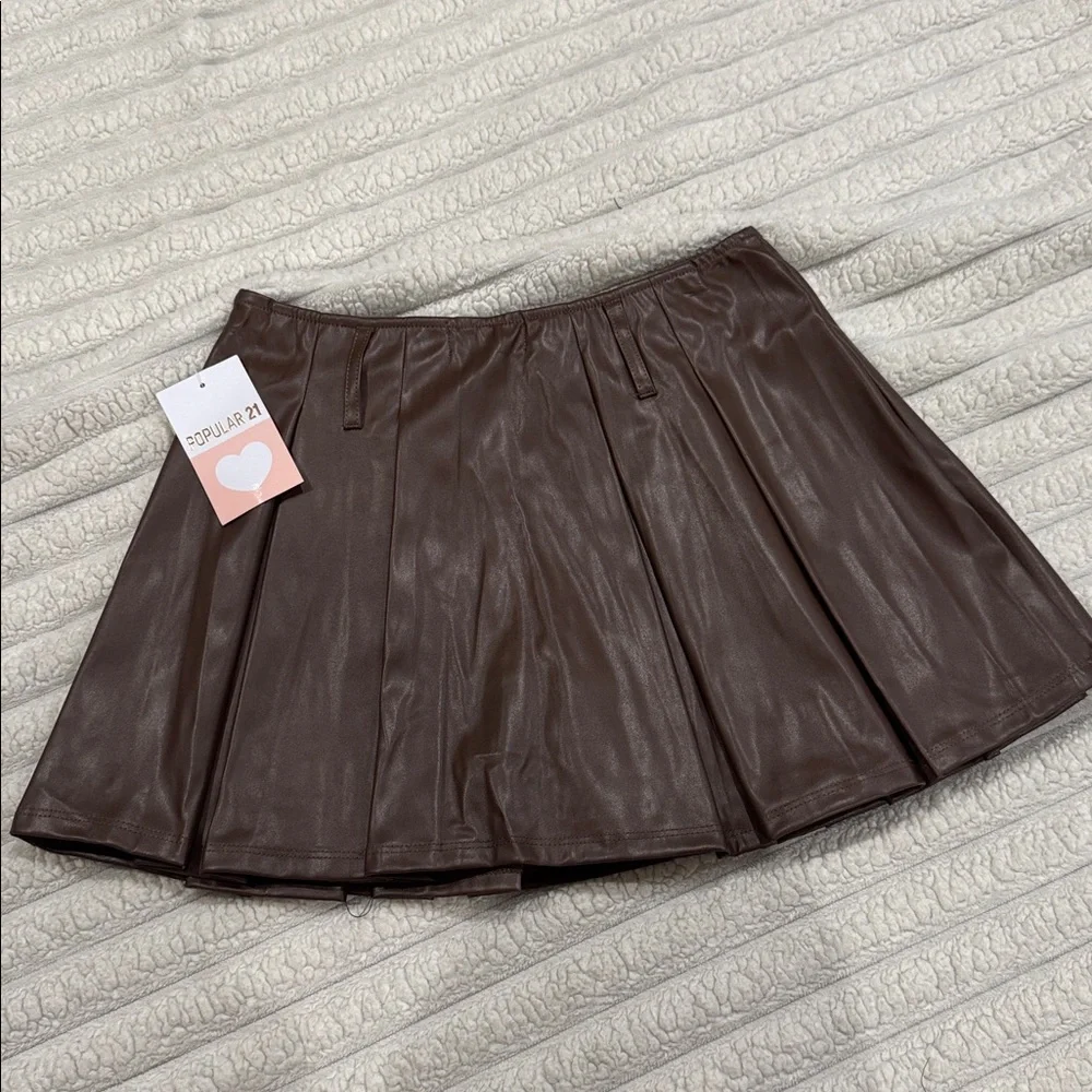 🤎Popular 21 brown faux leather pleated mini skirt